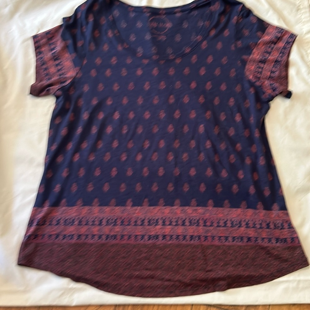 Lucky Brand Women’s Top XL Navy Blue/Dark Red Pattern